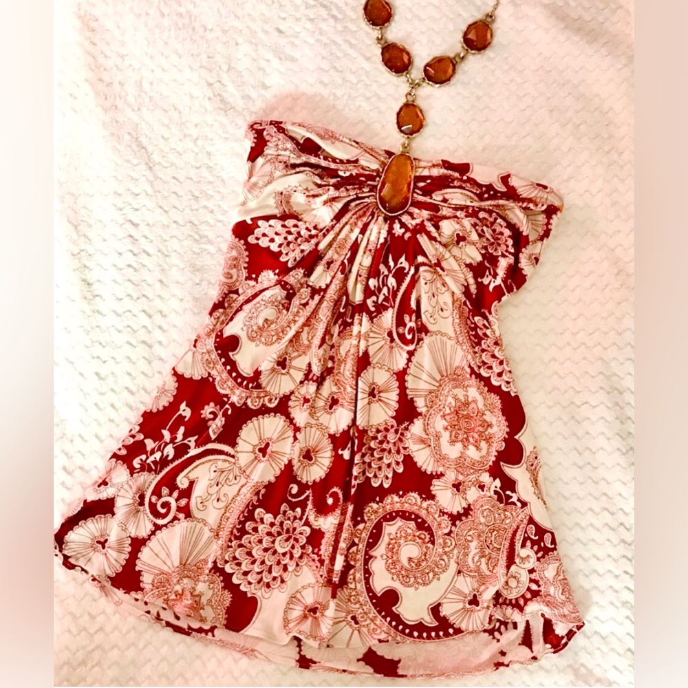 1 Sky Brand Red and White Paisley Print Bling Chain Halter Top Size Small ❤️✨